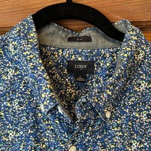 Men’s J. Crew short sleeve button down